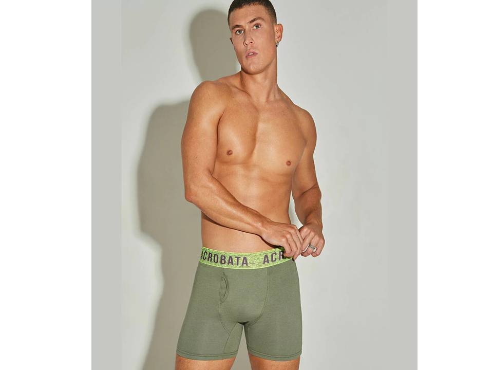 boxer-acrobata-5048