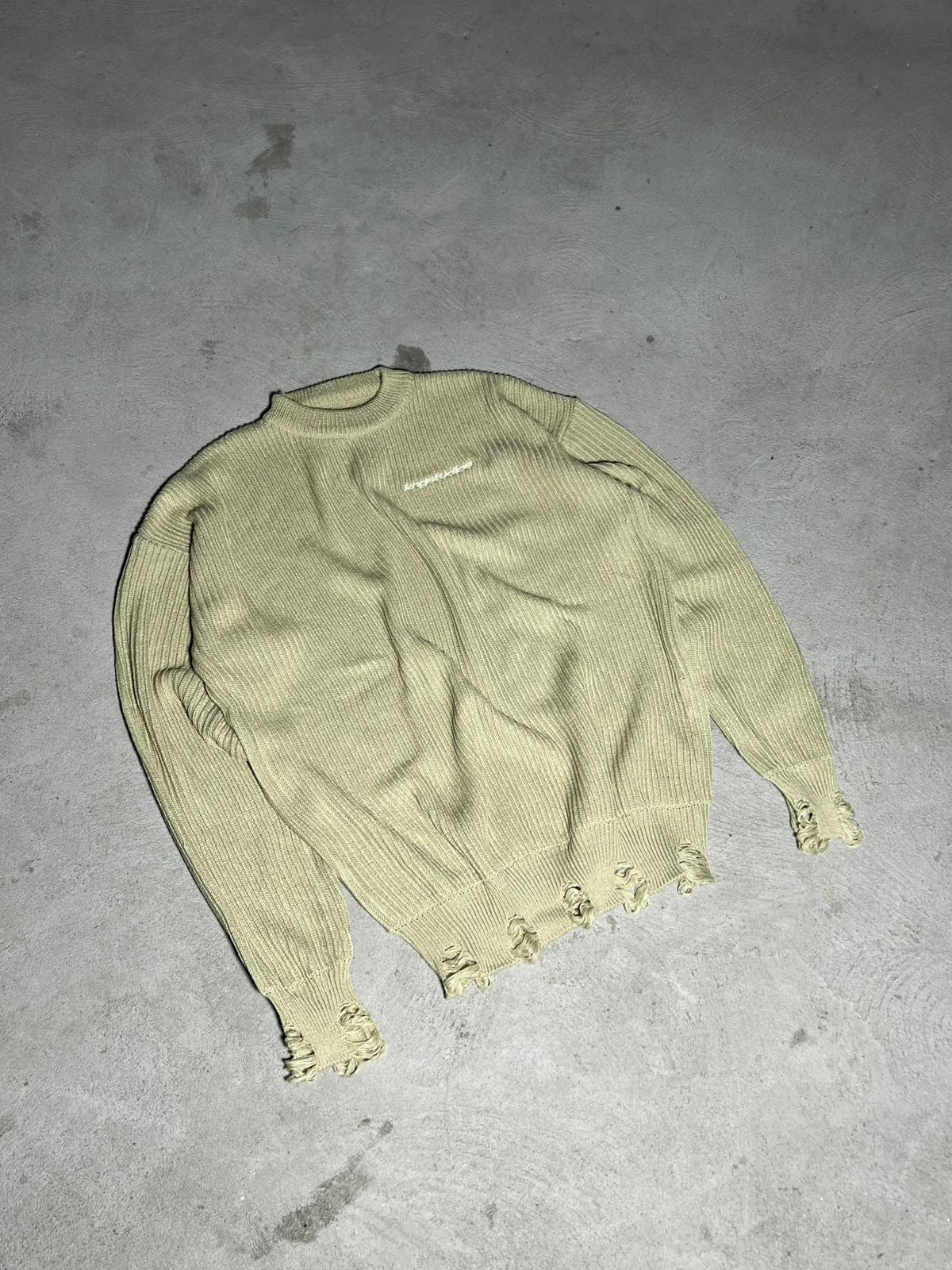 SWEATER GALAXY B
