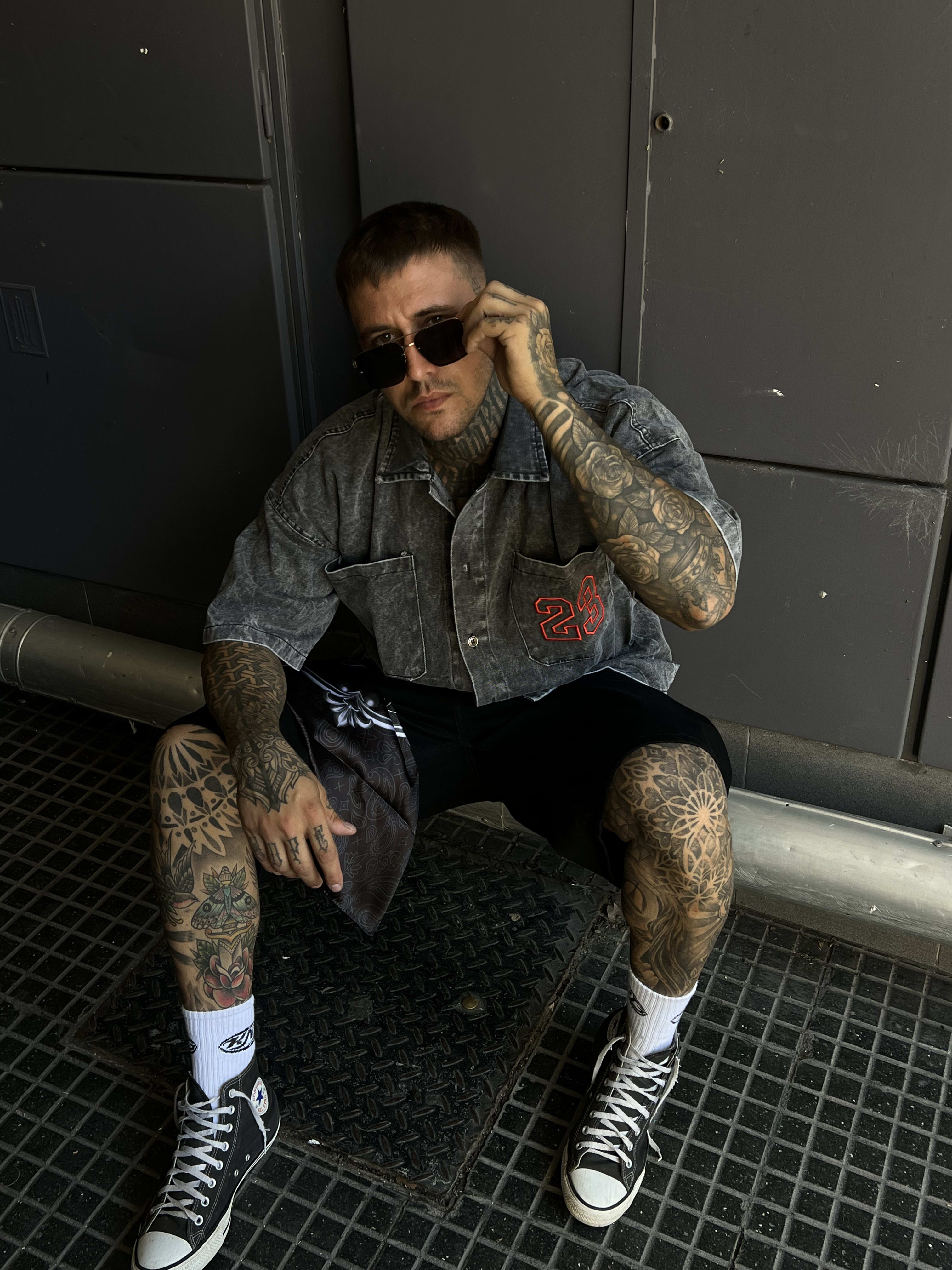 CAMISA 23 — vista alternativa