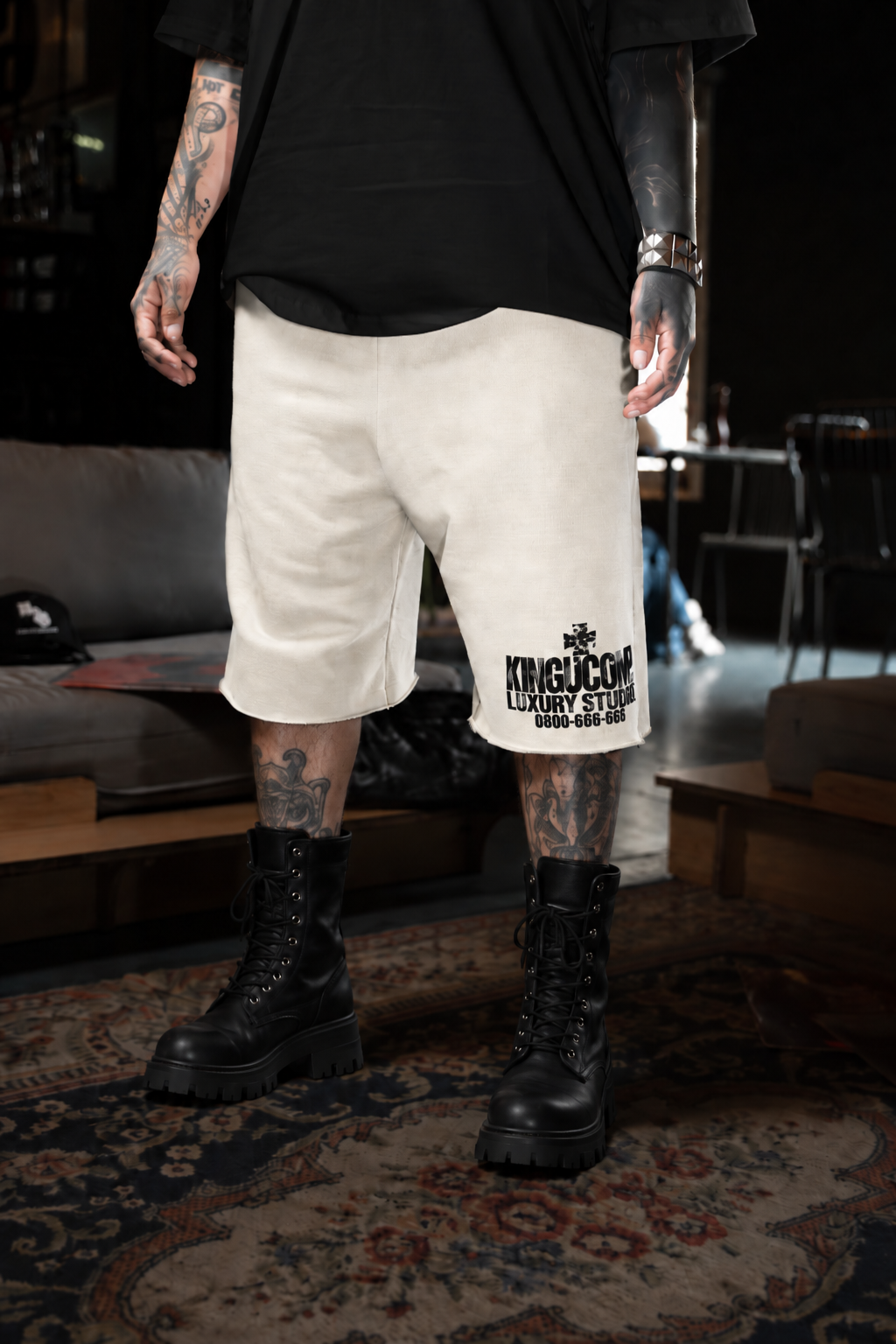SHORT LUXURY C.