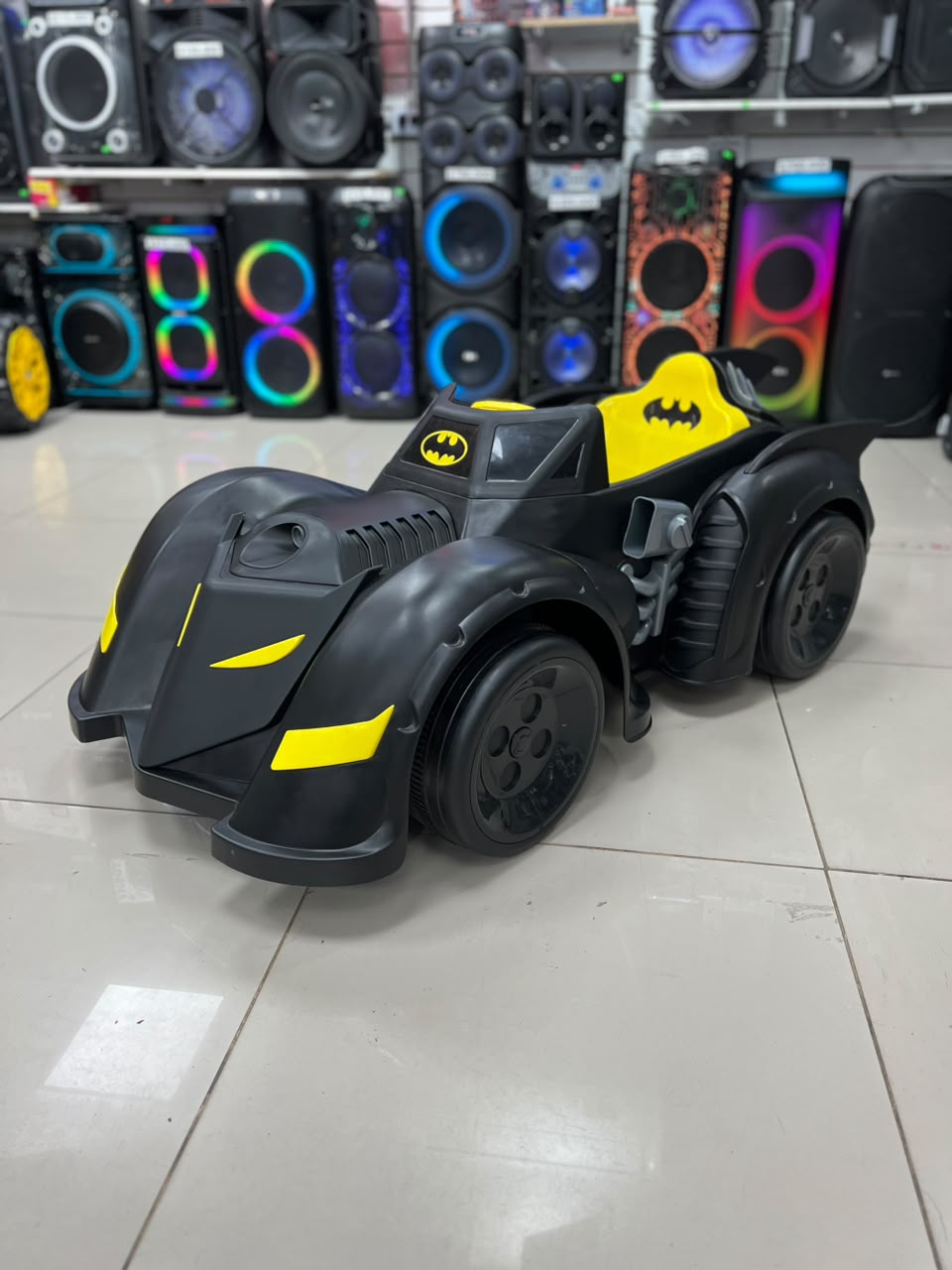 AUTO DEPORTIVO A BATERIA  BATIMOVIL - BATMAN 57158